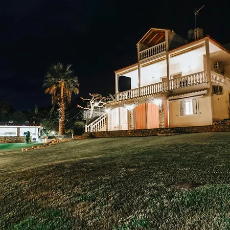 Ferienhaus Theologos House